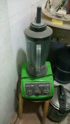 重庆合川区二手日用百货 低价出售果冰机，夏日商机不容错过